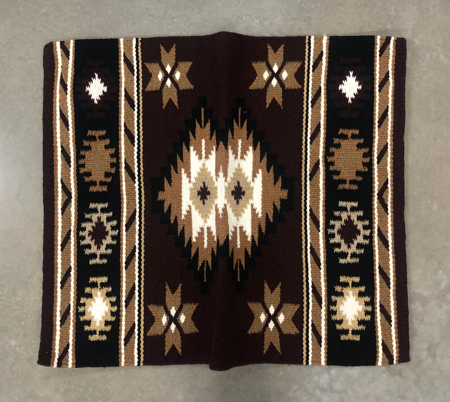 Contour Show Blanket - Joelene