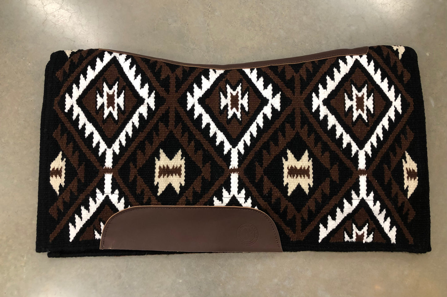 Contour Cutter Show Pad - Teton