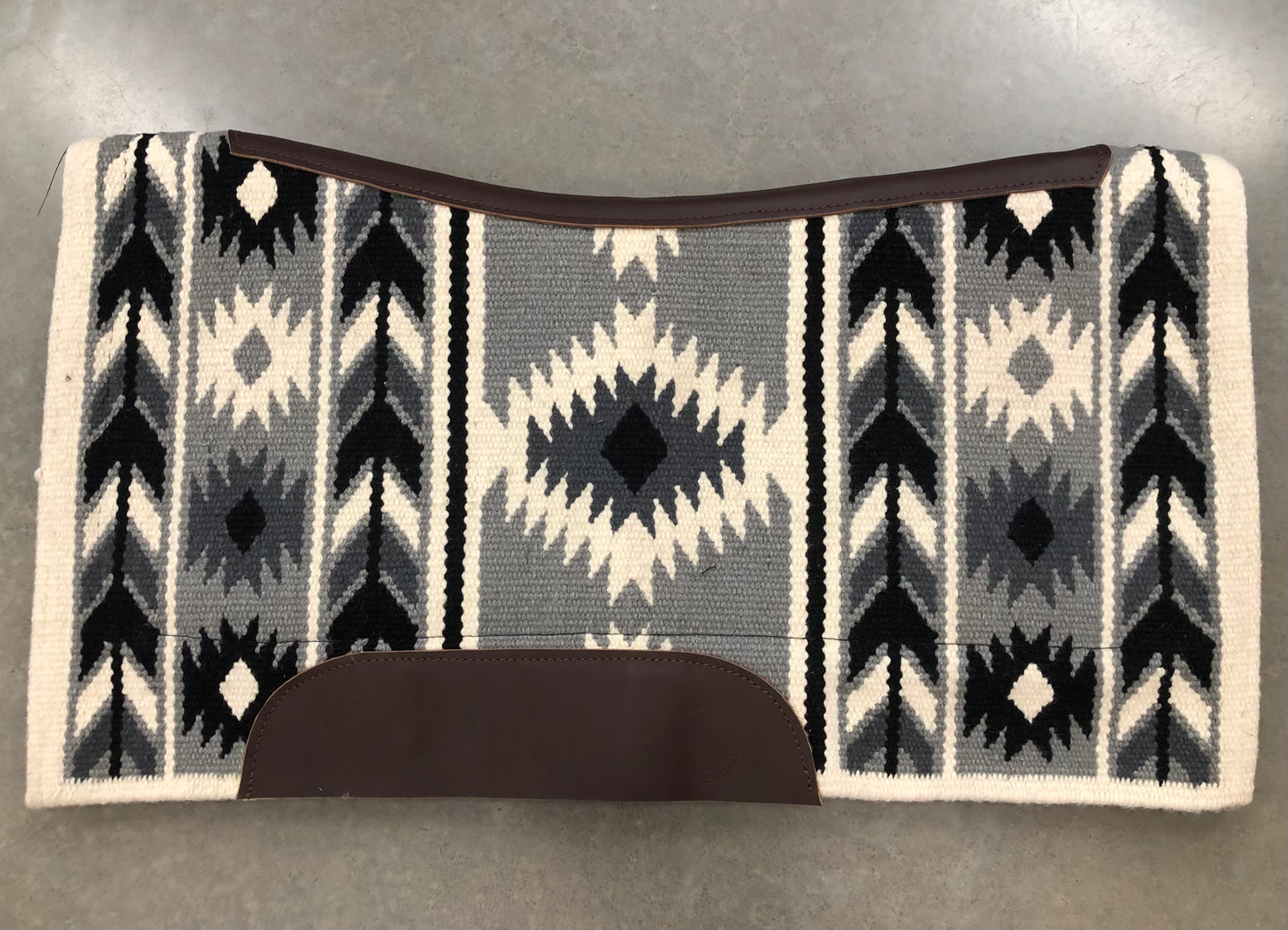 Contour Cutter Show Pad - Blizzard