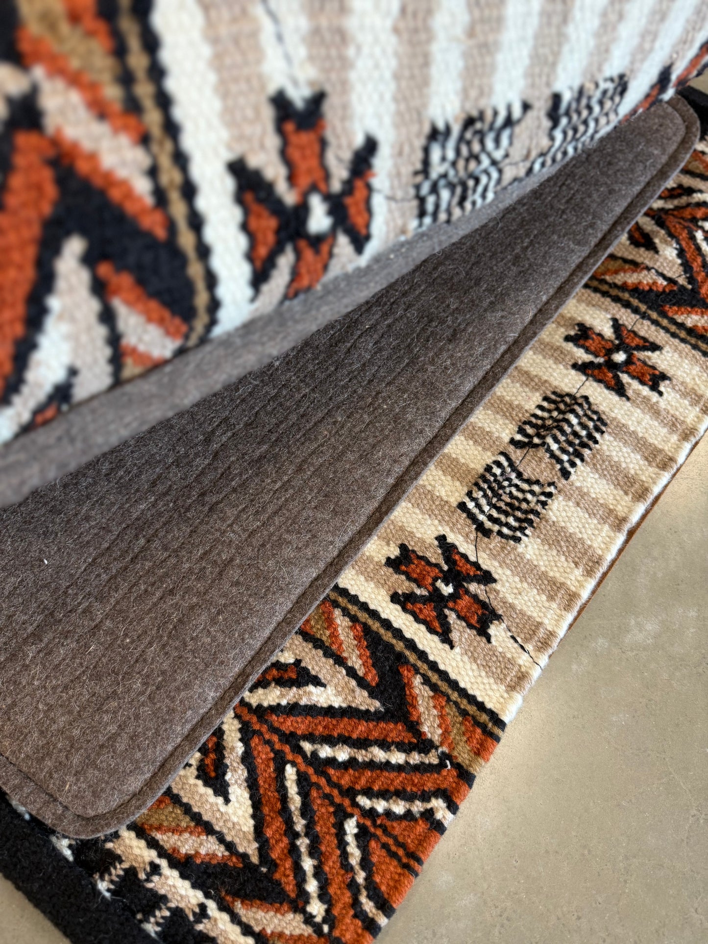 Contour Cutter Show Pad - Chink