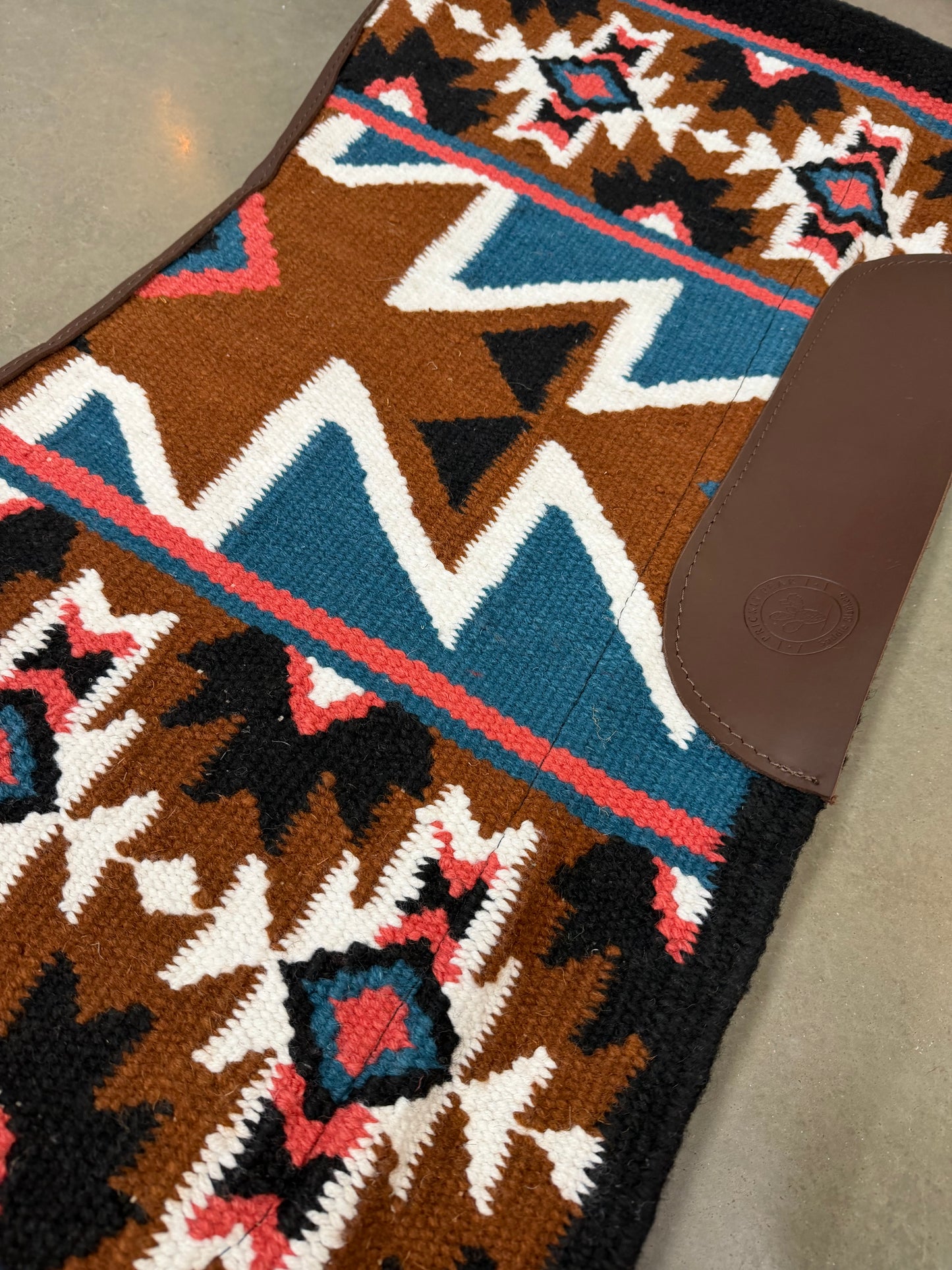 Contour Cutter Show Pad - Cheyenne