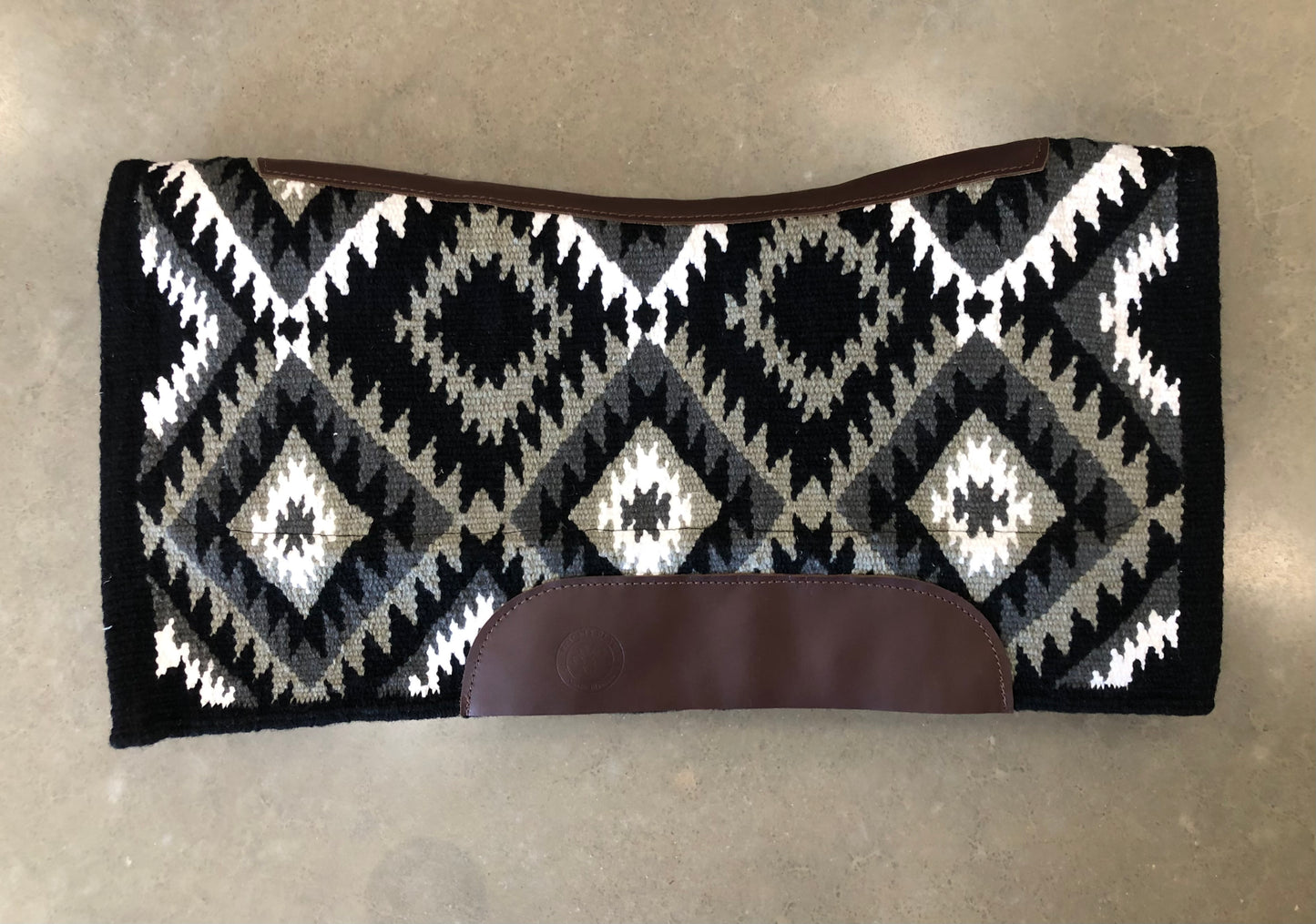 Contour Piccolo Show Pad - Lander