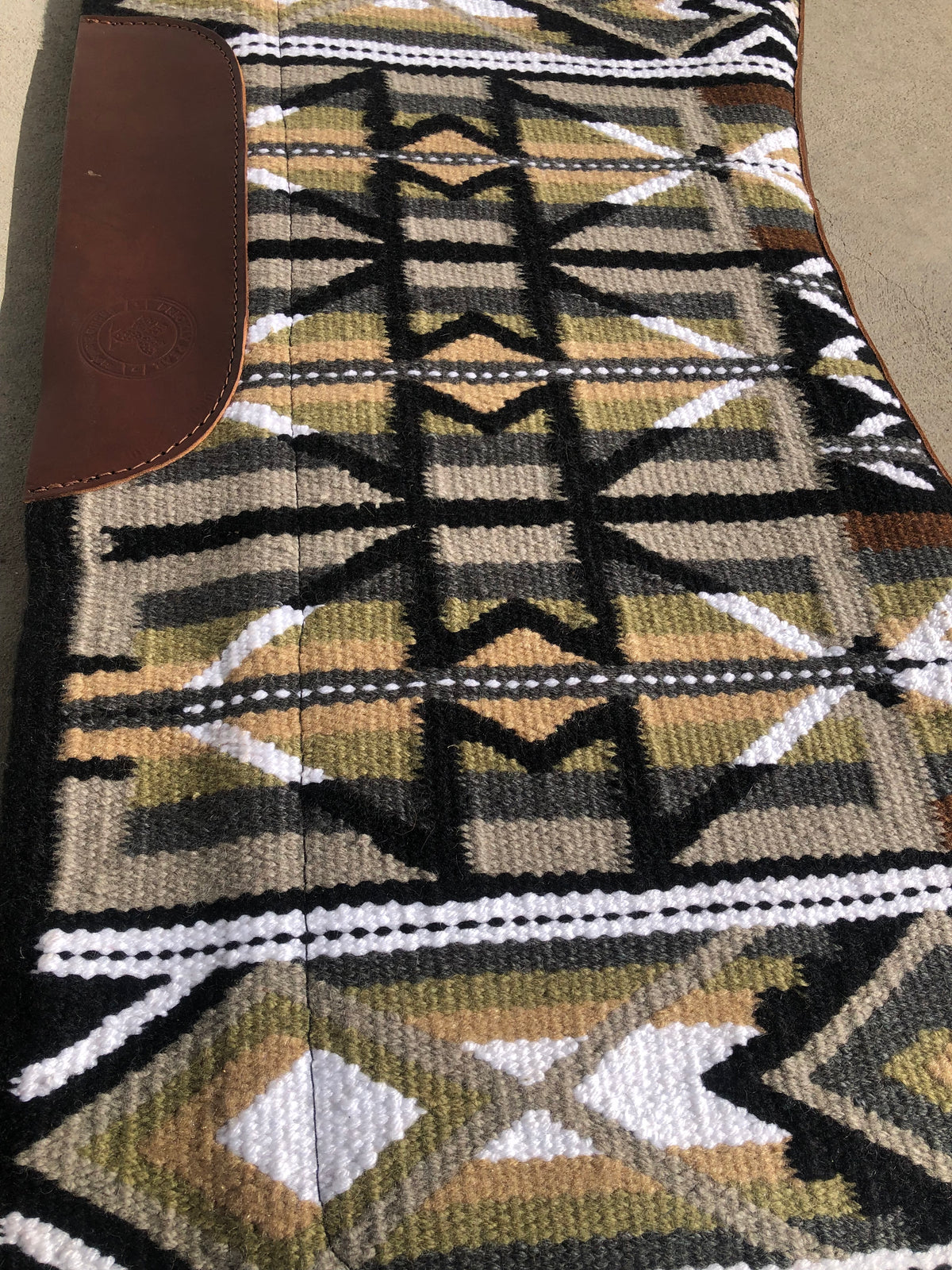 Contour Cutter Show Pad - Tawny