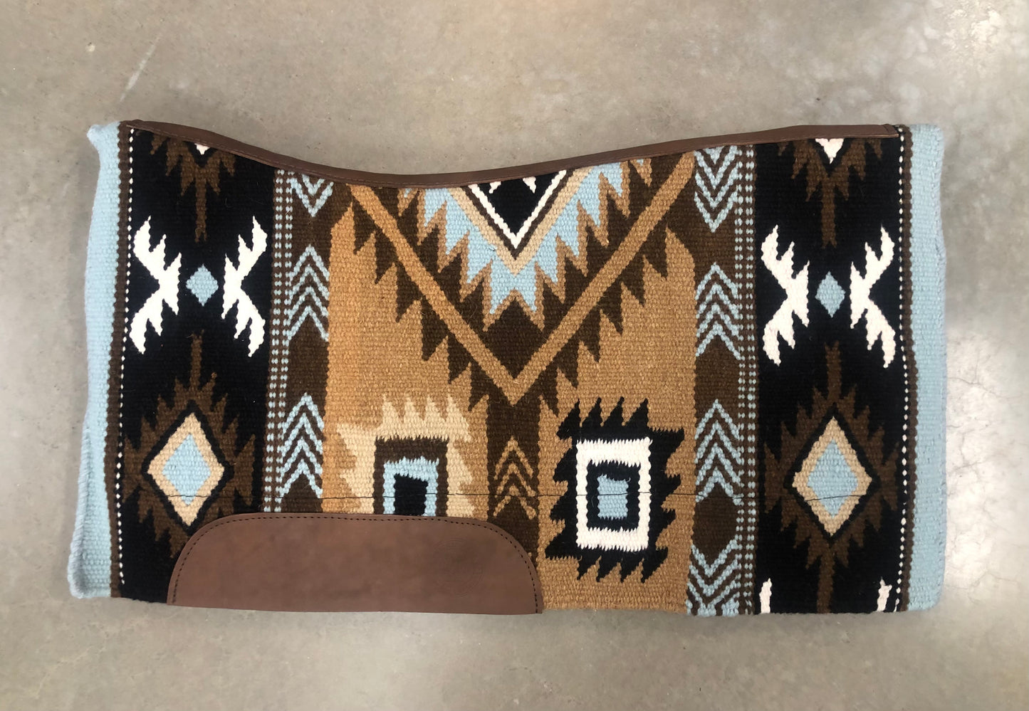 Contour Cutter Show Pad - Judd