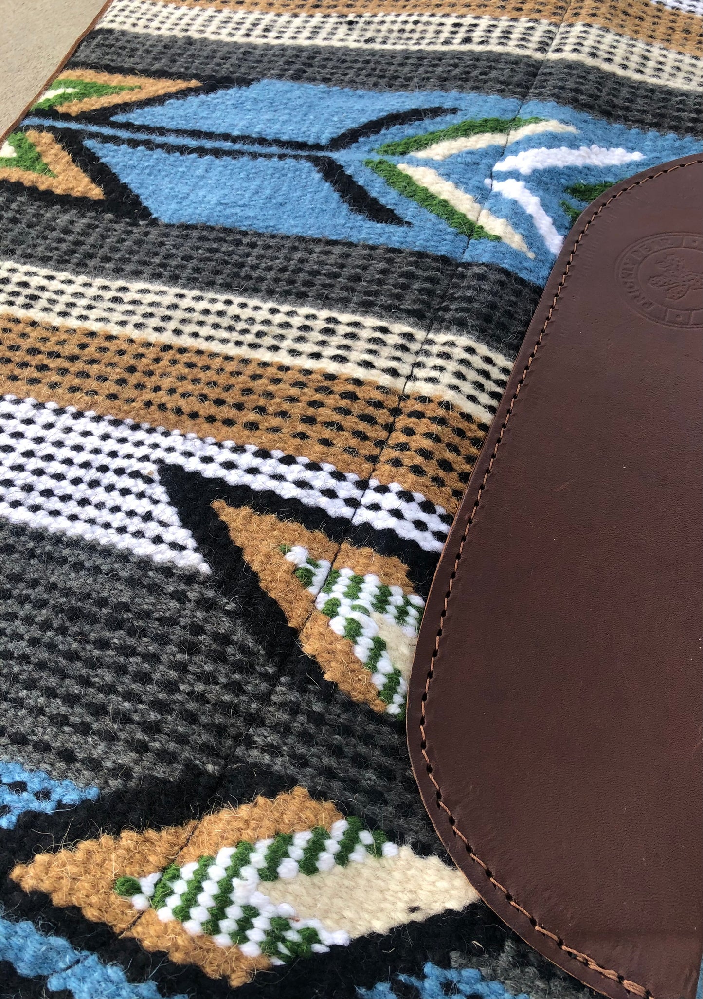 Contour Cutter Show Pad - Vera