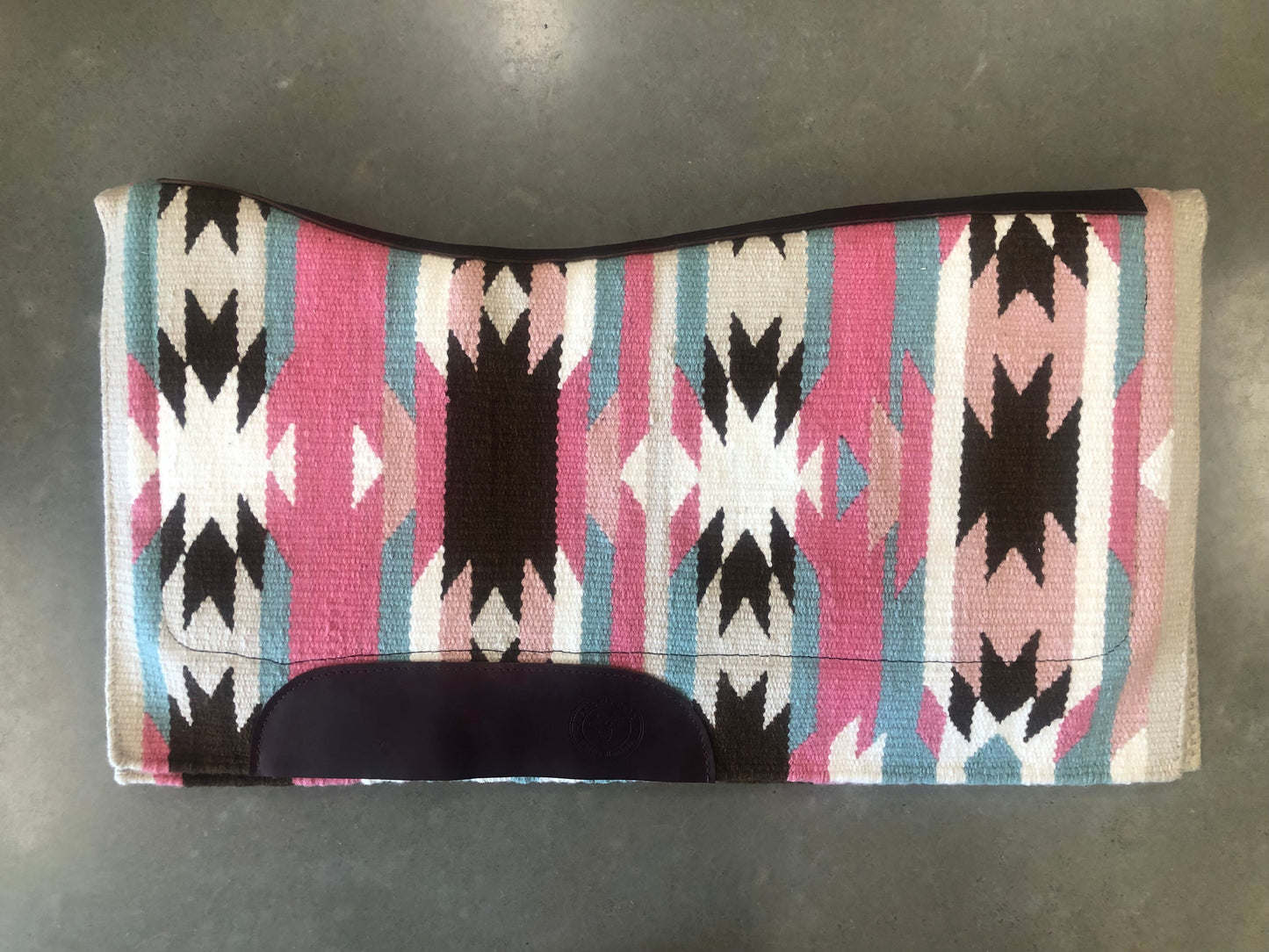 Contour Cutter Show Pad - Mabel