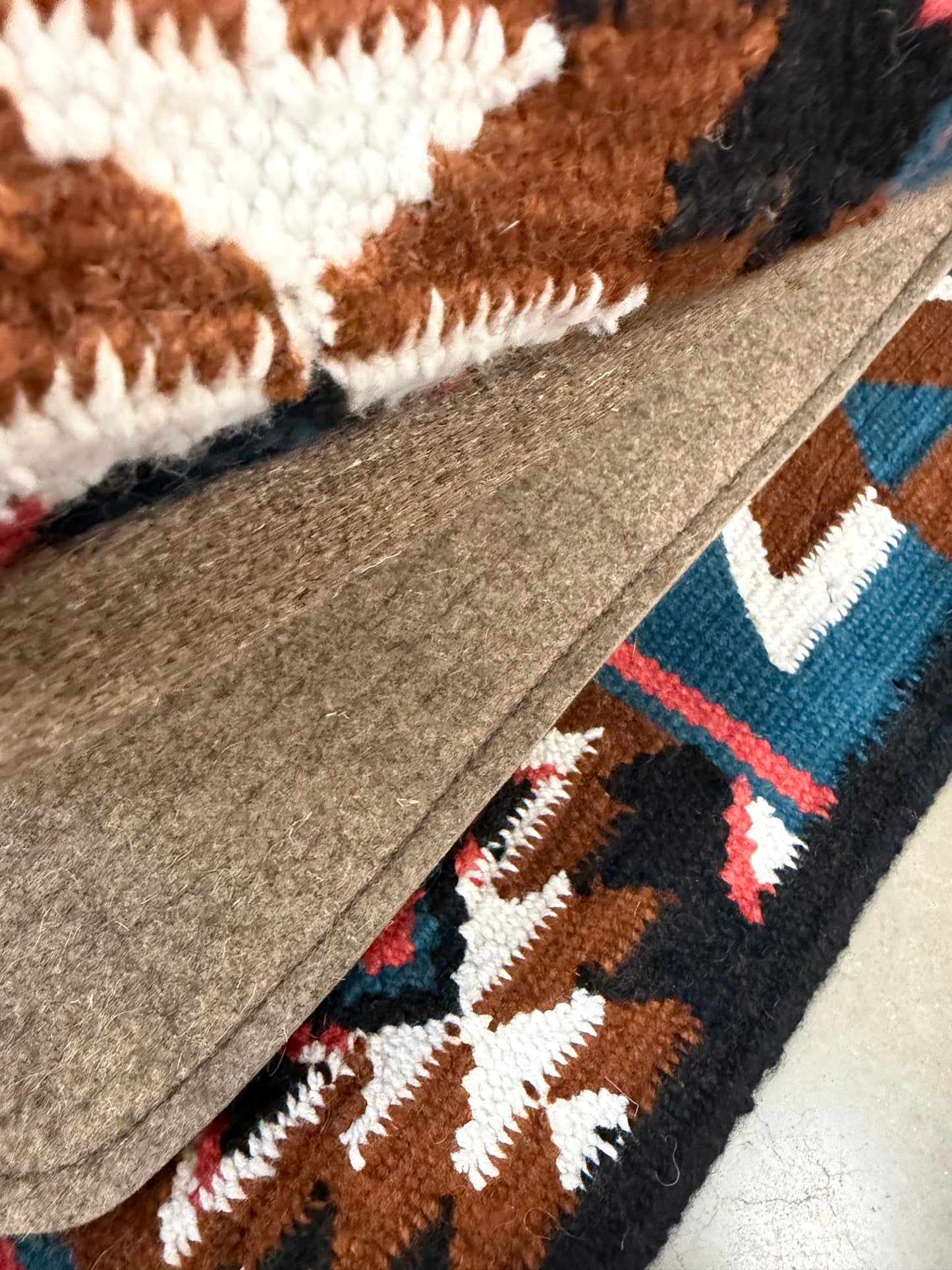 Contour Cutter Show Pad - Cheyenne