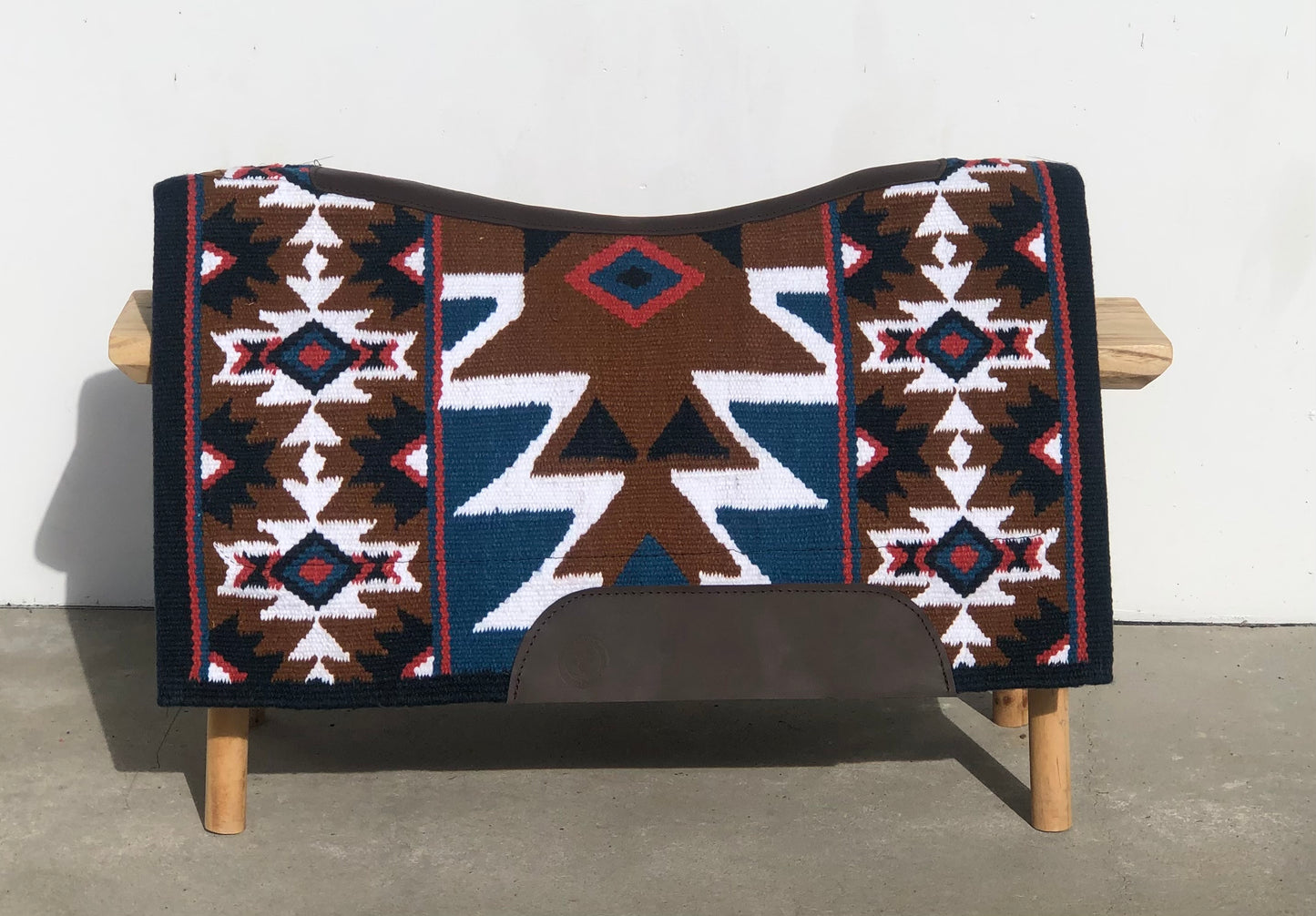 Contour Cutter Show Pad - Cheyenne