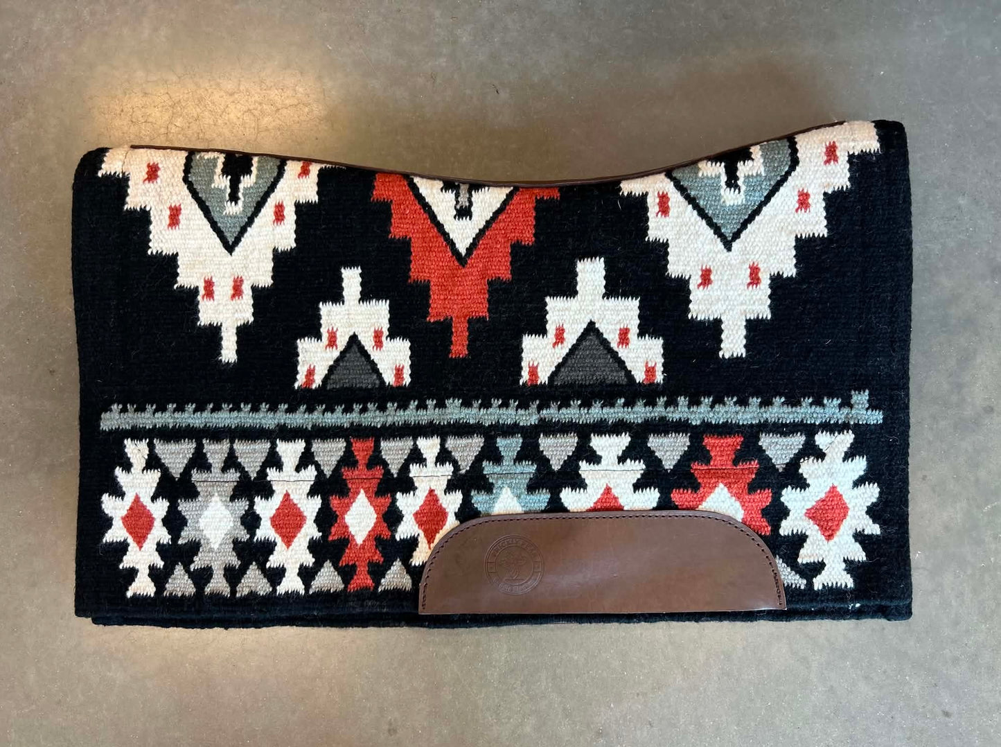 Contour Cutter Show Pad - Waylon