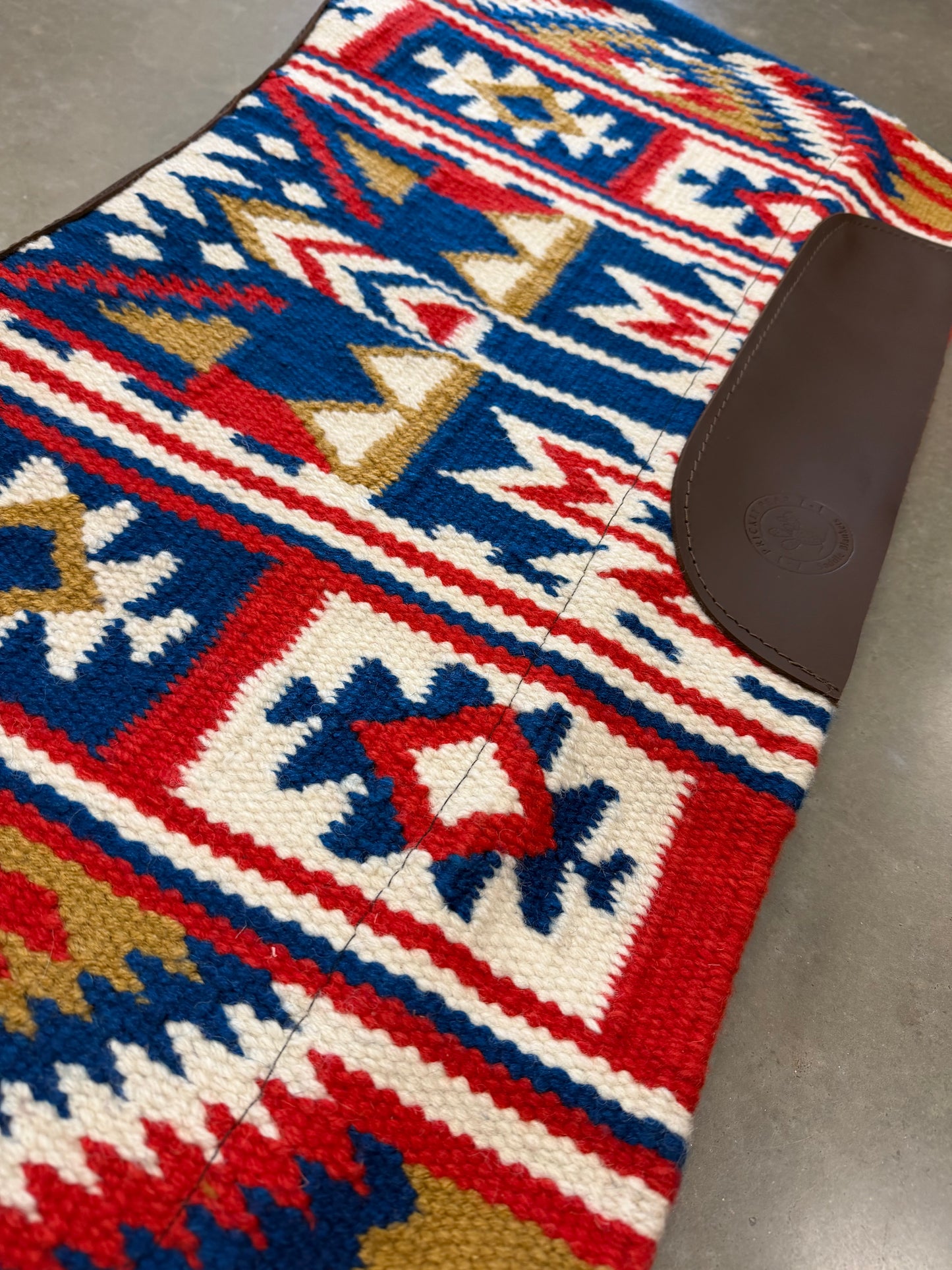 Contour Cutter Show Pad - Carson
