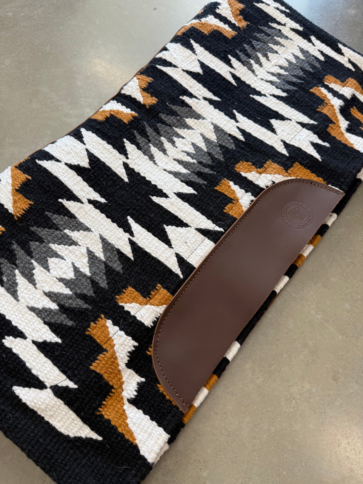Contour Show Pad - Blaze